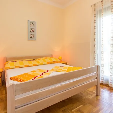 Apartment 3-bedroom In Spadici Porec
